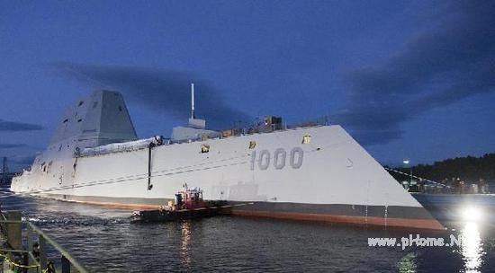 (朱姆沃爾特級驅逐艦首艦朱姆沃爾特號)